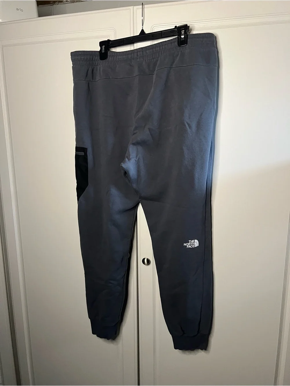 The North Face Cargo Jogger Sweatpants Utility Pocket